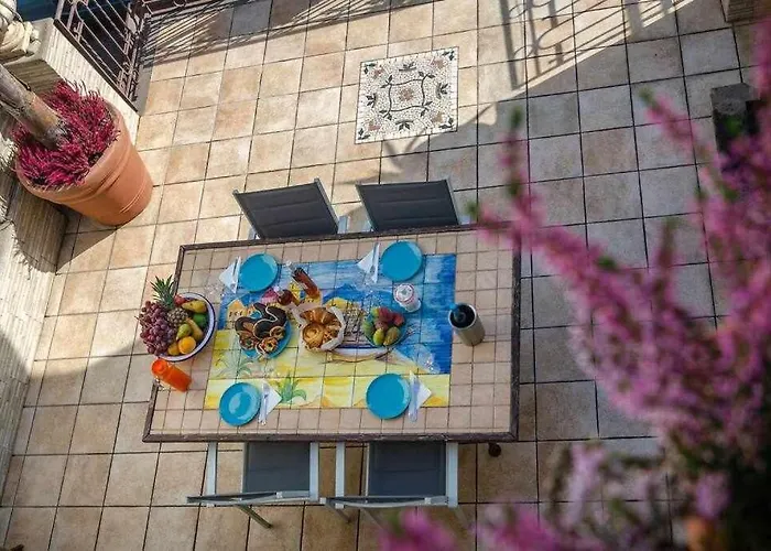 Casa Delle Zammare Fronte Mare Centro Storico